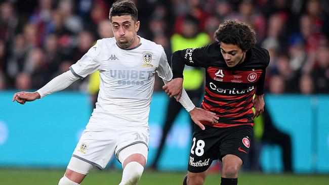 Pablo Hernandez of Leeds competes for possession with Fabian Monge of the Wanderers back in 2019.