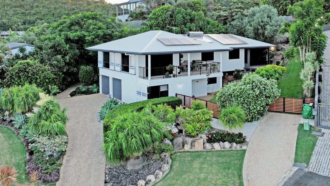 25 Island View Crescent, Barlows Hill. Picture: realestate.com.au