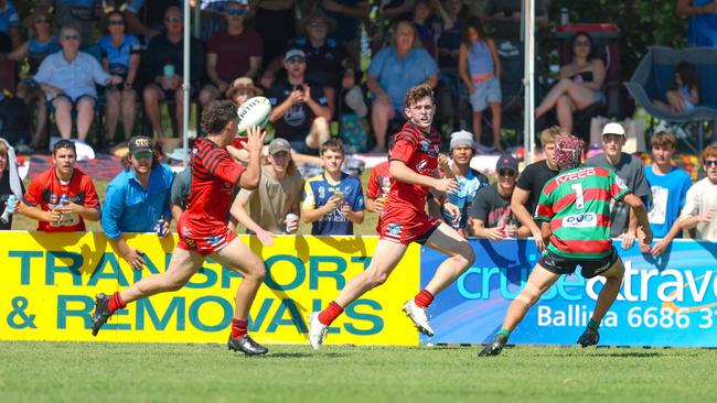 Kai Saric receives the ball to score the try that put Byron in front. Picture: DC Sports Photography