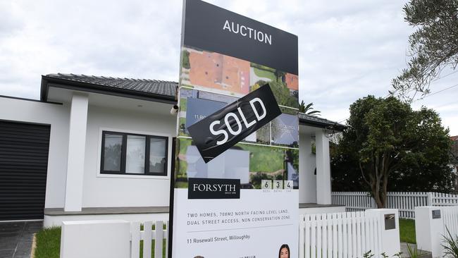 SYDNEY, AUSTRALIA: NewsWire Photos: APRIL 02 2024: A general stock view of a for sale sign on a home in the North Shore of Sydney, as Australian house prices hit record high for fifth consecutive month, making it increasingly difficult for new home buyers to get into the property market with the added cost of inflation. Picture: NCA NewsWire/ Gaye Gerard