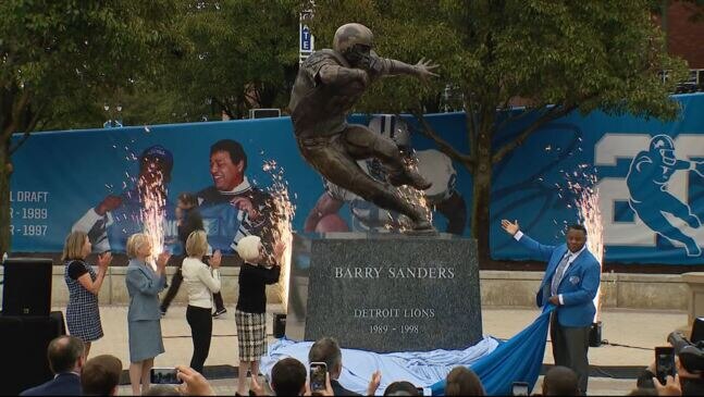 Lions News: Barry Sanders speaks to the media about statue reveal