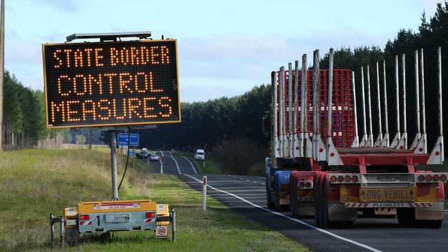 Police monitor the Princes Hwy at Mt Gambier. Picture: Tait Schmaal