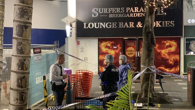 Police at the scene in Surfers Paradise on Cavill Mall where young dad Raymond Harris died in September 2020 after being stabbed.