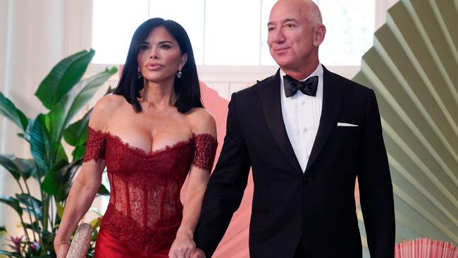 Jeff Bezos and his girlfriend Lauren Sanchez. Picture: Drew Angerer/AFP