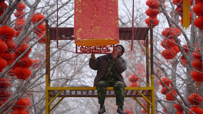 Beijing considers banning Chinese New Year fireworks amid smog concerns