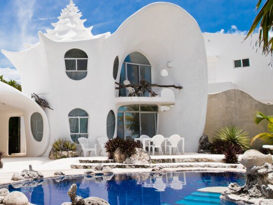 This seashell house is famous thanks to its unusual design