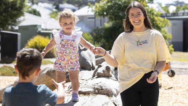 Zoe Johnson and her niece and nephew Callie, 19 months and Bobby, 6 enjoy the sunshine in Mount Barker. Picture: Brett Hartwig