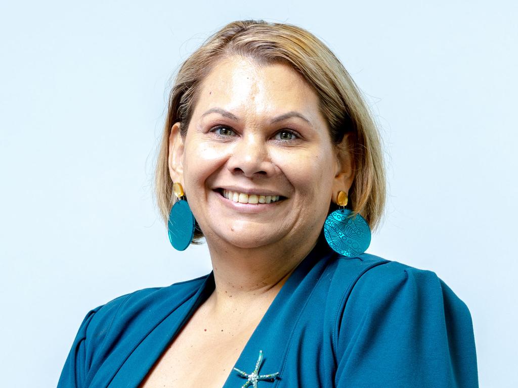 Greens voice on Indigenous affairs prefers a chat to a feud