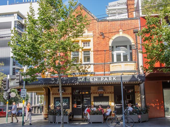 Real Estate: 360 Victoria St, Darlinghurst – Green Park Hotel