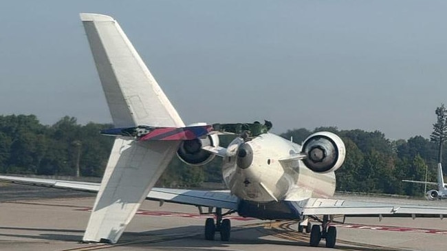 The smaller of two Delta Airlines planes which collided on a taxiway at Hartsfield-Jackson Atlanta International Airport had its tail snapped off. Picture: @AFlyGuyTravels on X