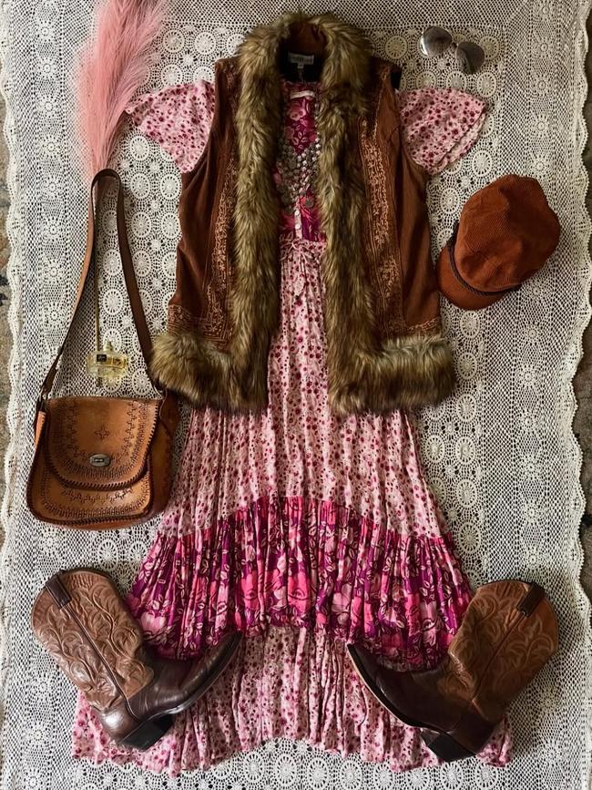 Her business specialising in boho, eclectic and retro style pieces. Picture: Instagram @mum_the_kids_and_the_wardrobe2