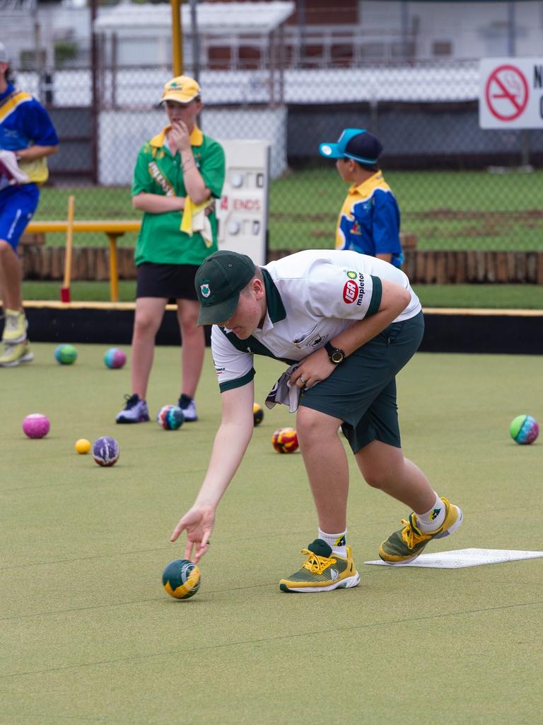 Monday saw the open pair championships battle on the greens.