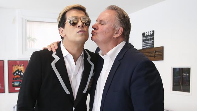 Mark Latham cosies up to alt-right troll Milo Yiannopoulos. (Pic: Nathan Richter/Milo Live.com.au)