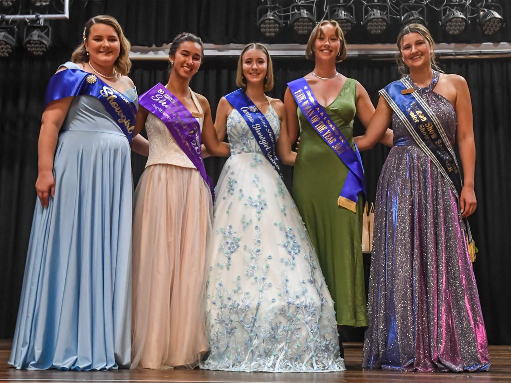 Zone 1 finalists Sydney AgShow Young Woman from left: Jenna Robinson (Lismore), Imahn Pholi (Alstonville), Tayla Dawson (Casino), Neve Kelly (Bangalow) and Maneesha Davis (Maclean).