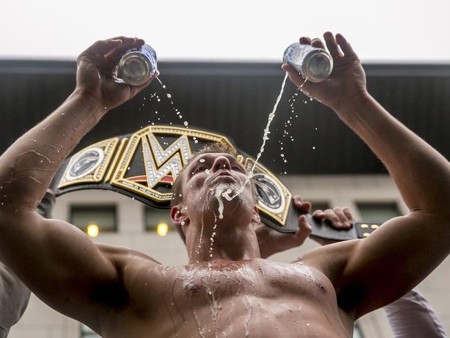 Rob Gronkowski Partied His Way to a $102,000 Bar Tab at Foxwoods