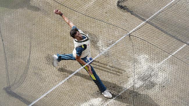 Mitchell Starc bowls in the nets at Old Trafford. Picture: Ryan Pierse