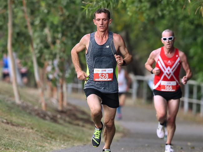 City2Surf 2017. 12km winner Darren Peacock ahead of Mitch Durbridge. PICTURE: Patrina Malone