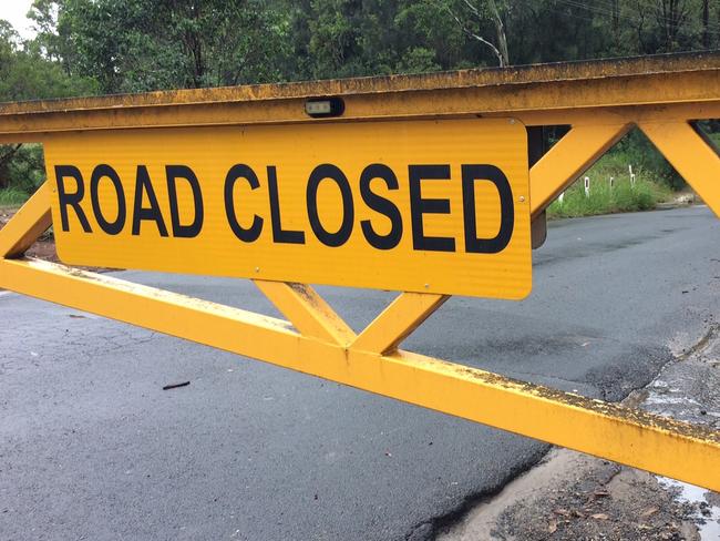 Rouse Rd has been closed again due to the rains.