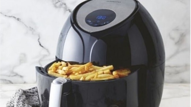 Aldi unveils extra large air fryer for £60 - but there's a catch - Daily  Record