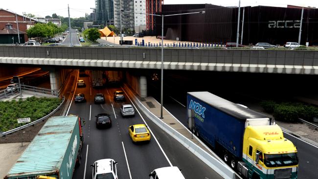 ‘Ingenious idea’: Burnley Tunnel traffic 17 per cent faster in peak ...