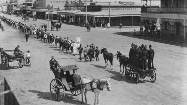 Eight Hour Day Procession, ca. 1898. A celebration of workers’ rights parading through Bundaberg’s main street. Source: John Oxley Library, State Library of Queensland