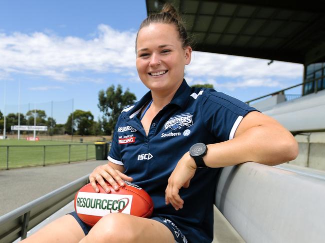 South Adelaide SANFLW rising star Jorja Rowe travels 416.1 km from Mildura to Adelaide twice a week for training and games in Adelaide, Friday, March 2, 2018. (AAP Image/Morgan Sette)