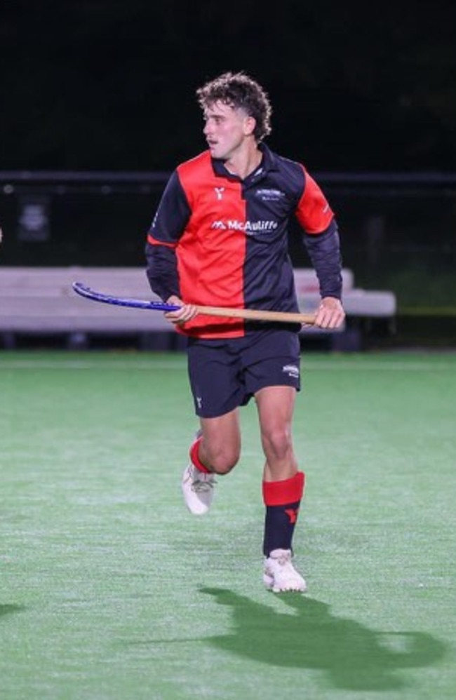 Zach Rakkas in his new club colours, playing for Bowdon HC in England's premier men's league. Picture: David Bellin/hockeytoday.co.uk