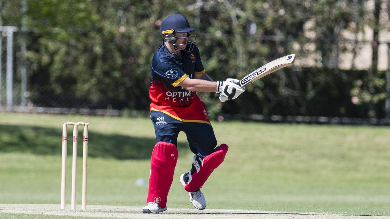 Kahlem Reardon bats for Metropolitan-Easts. Picture: Kevin Farmer