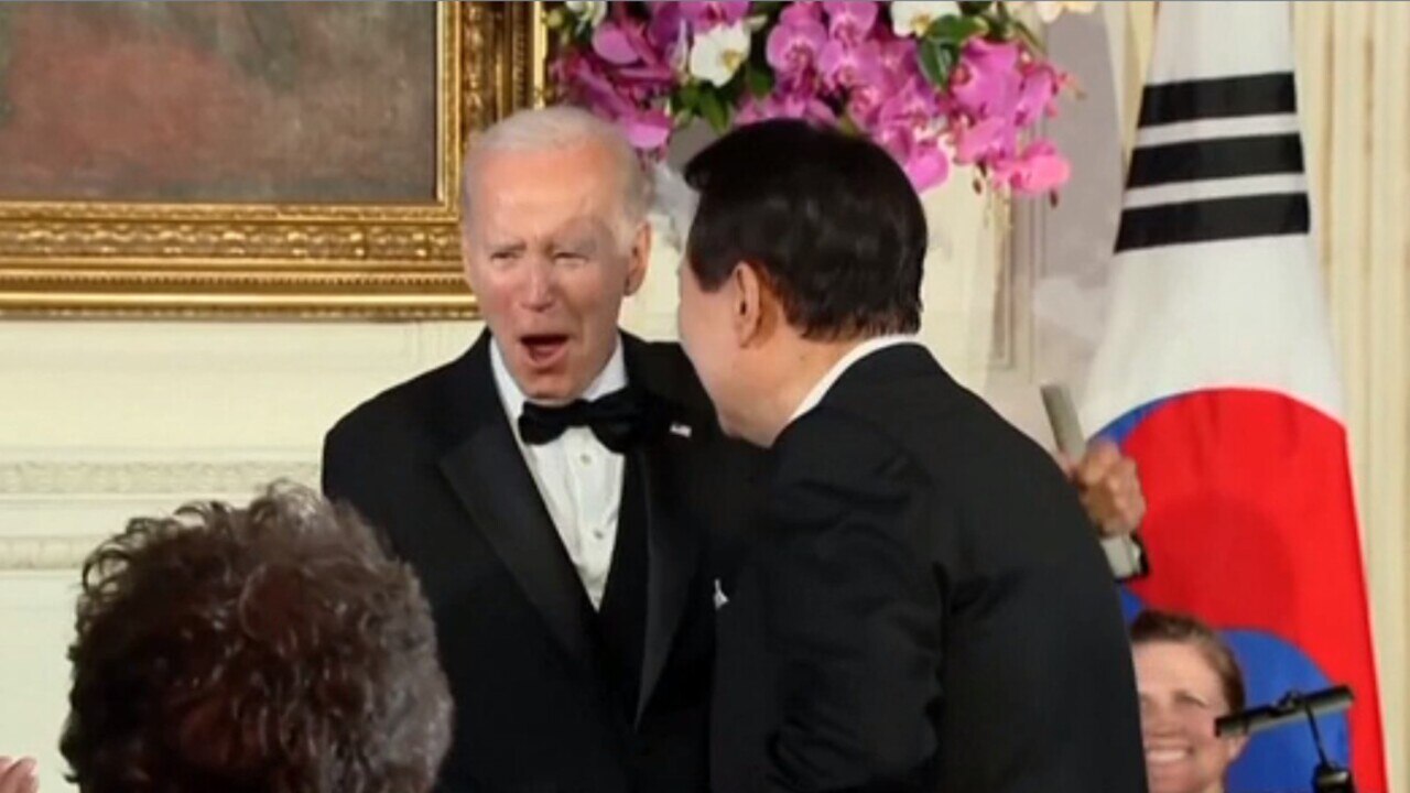 South Korean President Yoon Suk Yeol Sings American Pie For Joe Biden