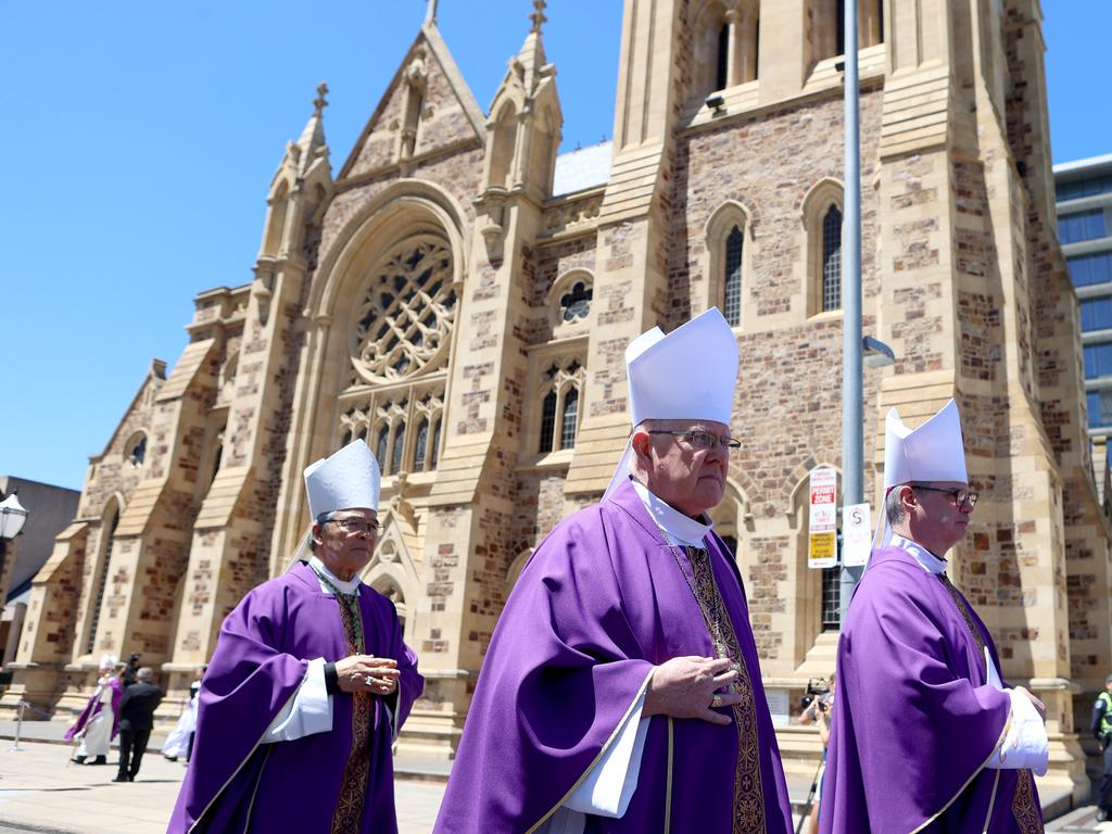 Churches will be able to operate at full capacity under the changes, as long as worshippers wore masks. Picture: NCA NewsWire / Kelly Barnes