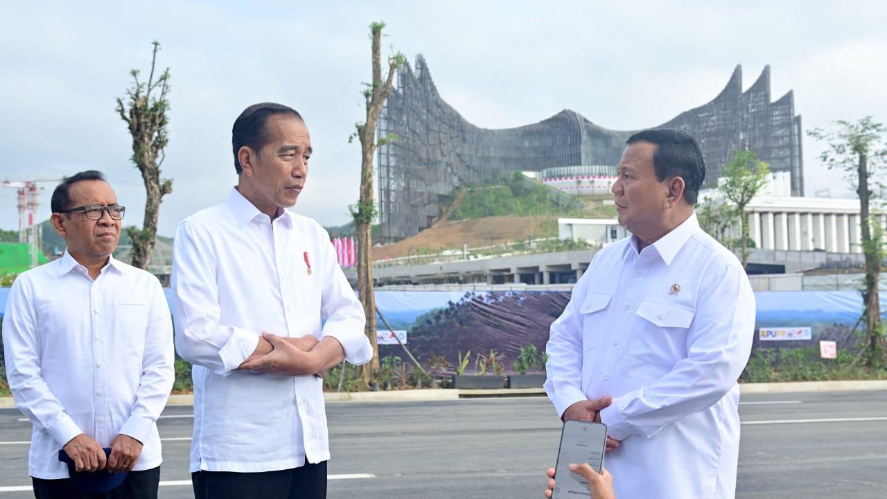 Indonesia's former President Joko Widodo (centre) inspects the progress of construction work at the future capital city of Nusantara. Picture: Handout/Indonesian Presidential Palace/AFP