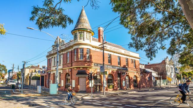 The City of Melbourne will consider the proposal to turn the pub into a school.