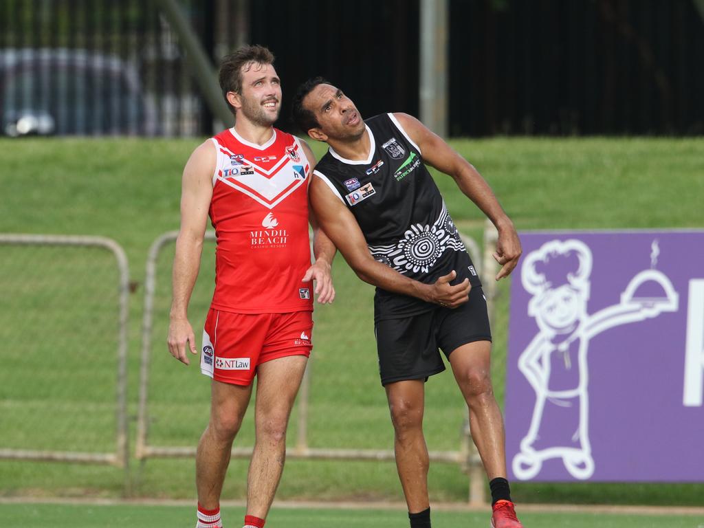 Waratah’s Abe Ankers and Palmerston’s Eddie Betts faced off in Round 4. Picture: Glenn Campbell