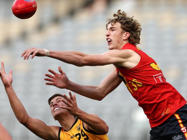 PERTH, AUSTRALIA - JUNE 24: Luker Kentfield of Western Australia contests a ruck with Taylor Goad of South Australia during the 2023 U18 Championships match between Western Australia and South Australia at Optus Stadium on June 24, 2023 in Perth, Australia. (Photo by Will Russell/AFL Photos via Getty Images)