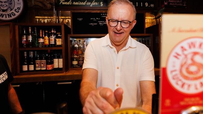 SYDNEY, AUSTRALIA. NewsWire Photos. MARCH 01, 2025. The Prime Minister Anthony Albanese attended the Bob Hawke Beer and Leisure Centre in Marrickville. Picture: NewsWire/ Tim Pascoe