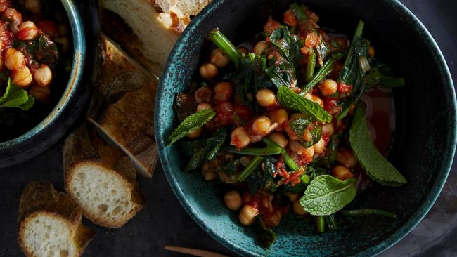 Middle Eastern white bean and fennel salad. Photo: Guy Bailey.