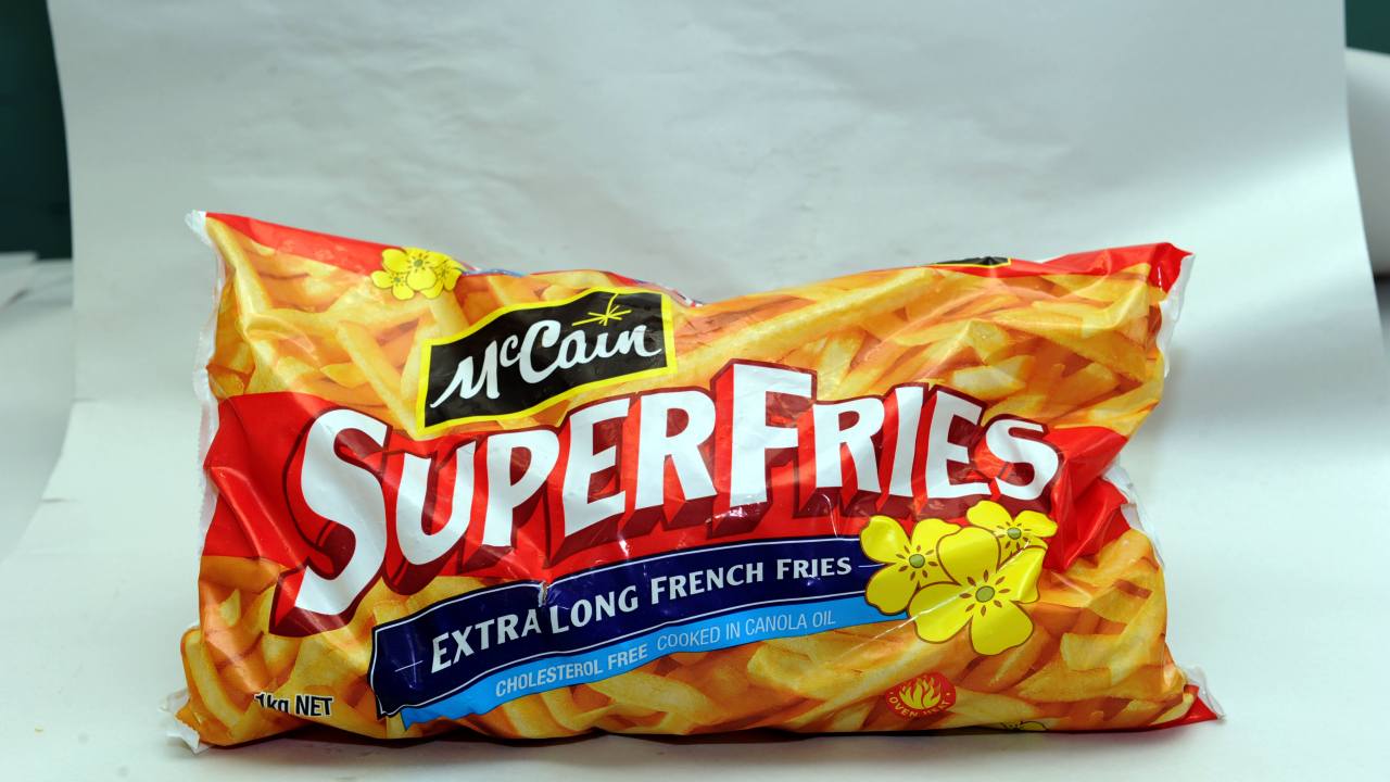 coles-introduces-two-packet-per-person-limit-on-frozen-potato-chips-amid-flooding-induced