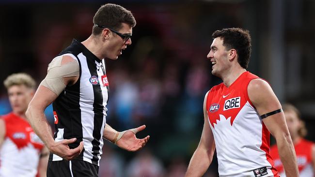 Mason Cox and Tom McCartin face off. Picture: Cameron Spencer/Getty Images