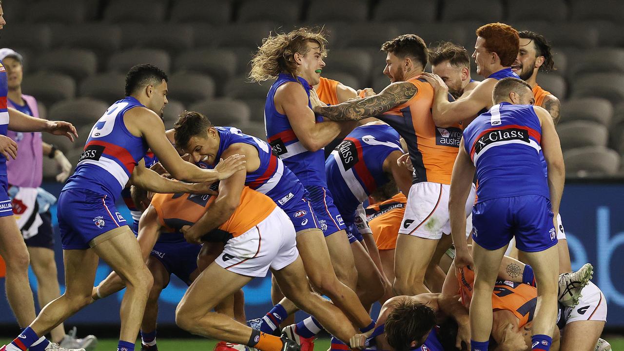 AFL 2020: GWS Giants, Brawl, Western Bulldogs, Marcus ...