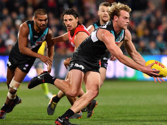 ADELAIDE, AUSTRALIA - AUGUST 24: Jack Watts of Port Adelaide  during the round 23 AFL match between Port Adelaide Power and the Essendon Bombers at Adelaide Oval on August 24, 2018 in Adelaide, Australia.  (Photo by Mark Brake/Getty Images)