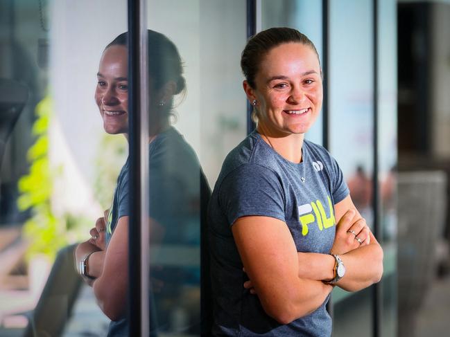 Australian Ashley Barty smile following a press confernce announcing her retirement from tennis at the Brisbane on March 24, 2022. (Photo by Patrick HAMILTON / AFP) / -- IMAGE RESTRICTED TO EDITORIAL USE - STRICTLY NO COMMERCIAL USE --