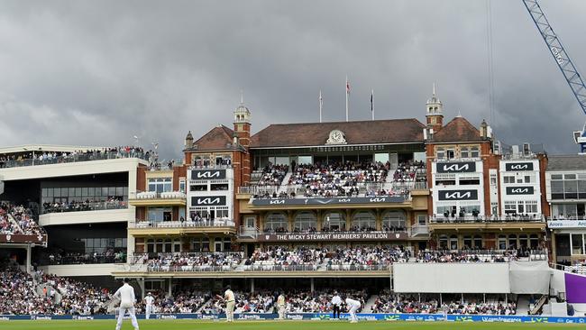 The dark clouds hover over The Oval. (Photo by Stu Forster/Getty Images)