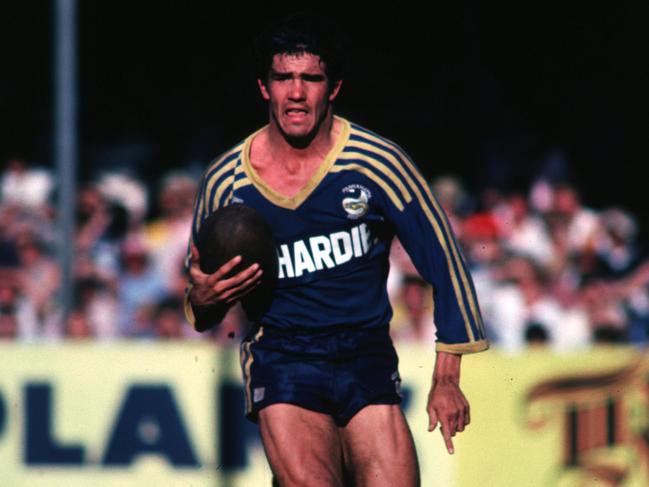 David Liddiard carries the ball during the 1983 grand final. Picture: NRL Photos