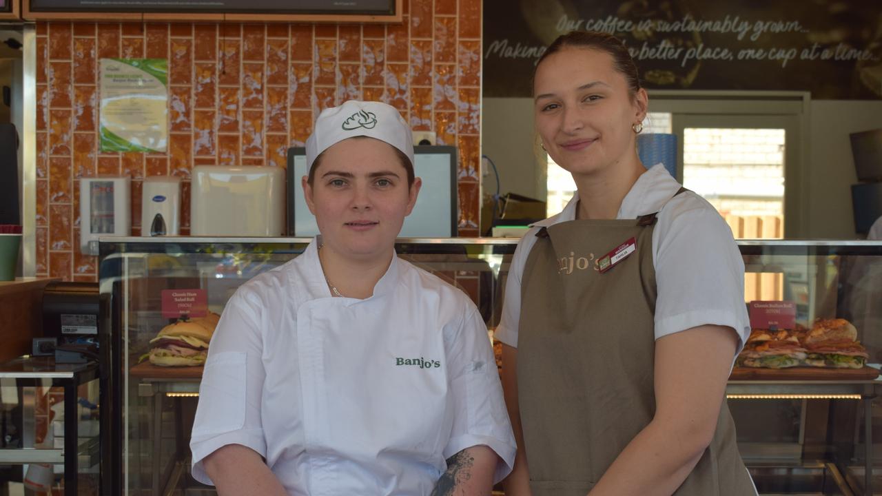 Banjo's Bakery Rockhampton co-franchisees Samantha Rayner and Tahlia Zabel. Picture: Aden Stokes