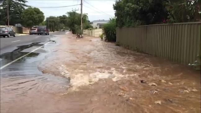 Burst water main causes havoc in Campbelltown