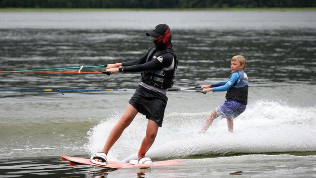 Tinaroo Dam camping over Easter success thanks to clear weather, Lake ...