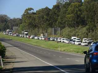 Traffic builds up on the Cunningham Highway following an accident on the Ipswich Motorway. Photo: David Nielsen / The Queensland Times. Picture: David Nielsen