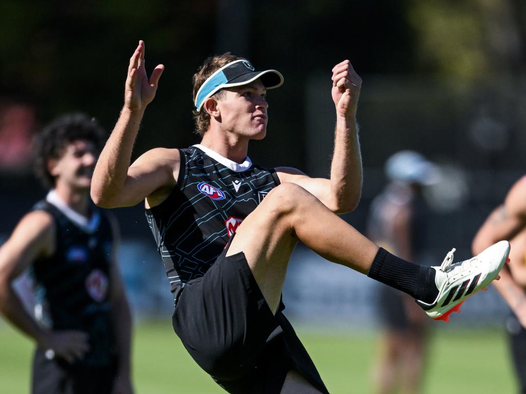 Mitch Georgiades kicks for goal at training. Picture: Getty Images