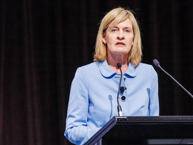 21/11/2023  ASIC deputy chair Sarah Court during the ASIC annual forum at the Sofitel in Melbourne. Aaron Francis / The Australian