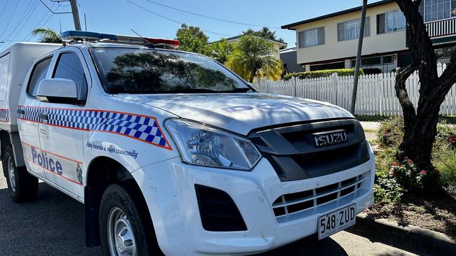 Police established a crime scene at an address on Bayswater Dr where an eldery resident was assaulted. Picture: Natasha Emeck